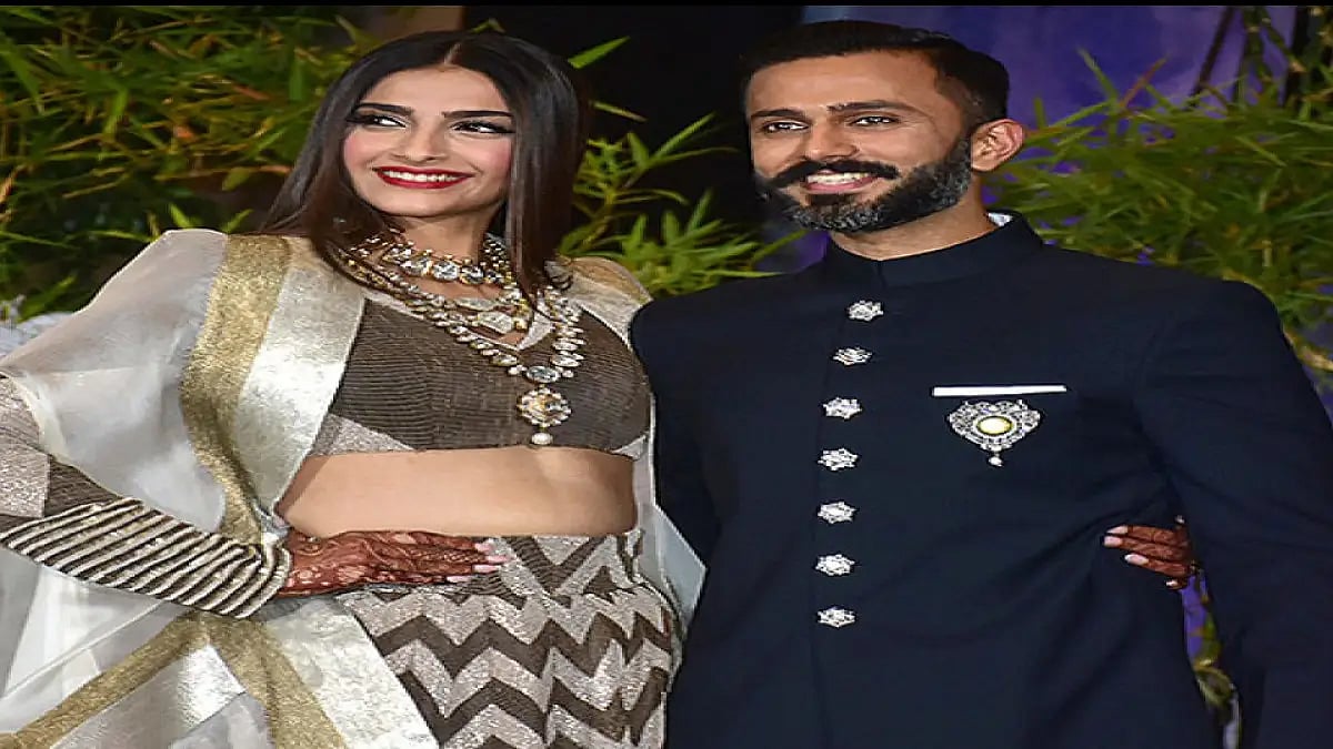 Sonam Kapoor and Anand Ahuja are expecting their first baby in the fall