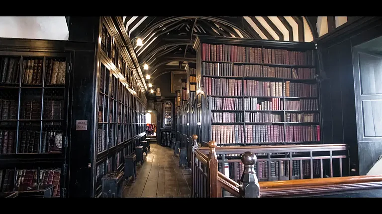 The Chethams Library was established in 1653 - null