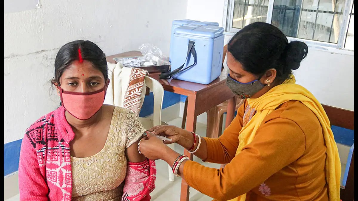 covid-19 vacciantion drive in Madhya Pradesh.(Repreesentational imange