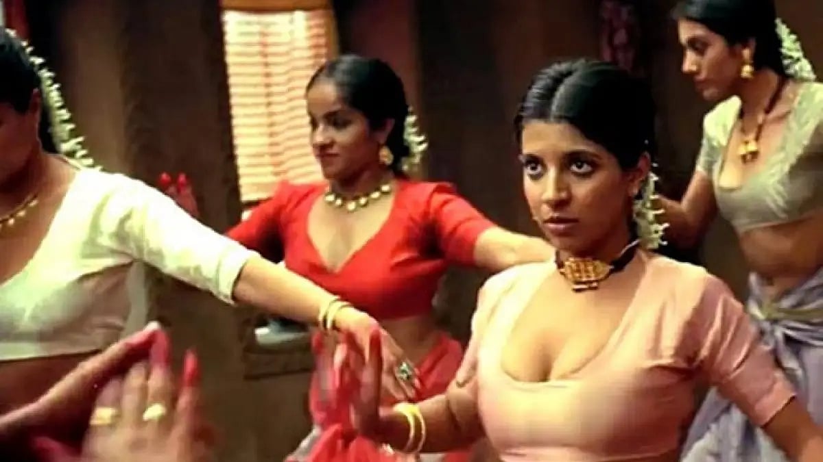 Zoya Akhtar As A Junior Artist In Mira Nair's 'Kama Sutra'