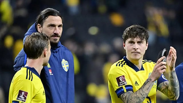 Robert Lewandowski, Zlatan Ibrahimovic Fighting To Book World Cup Berth