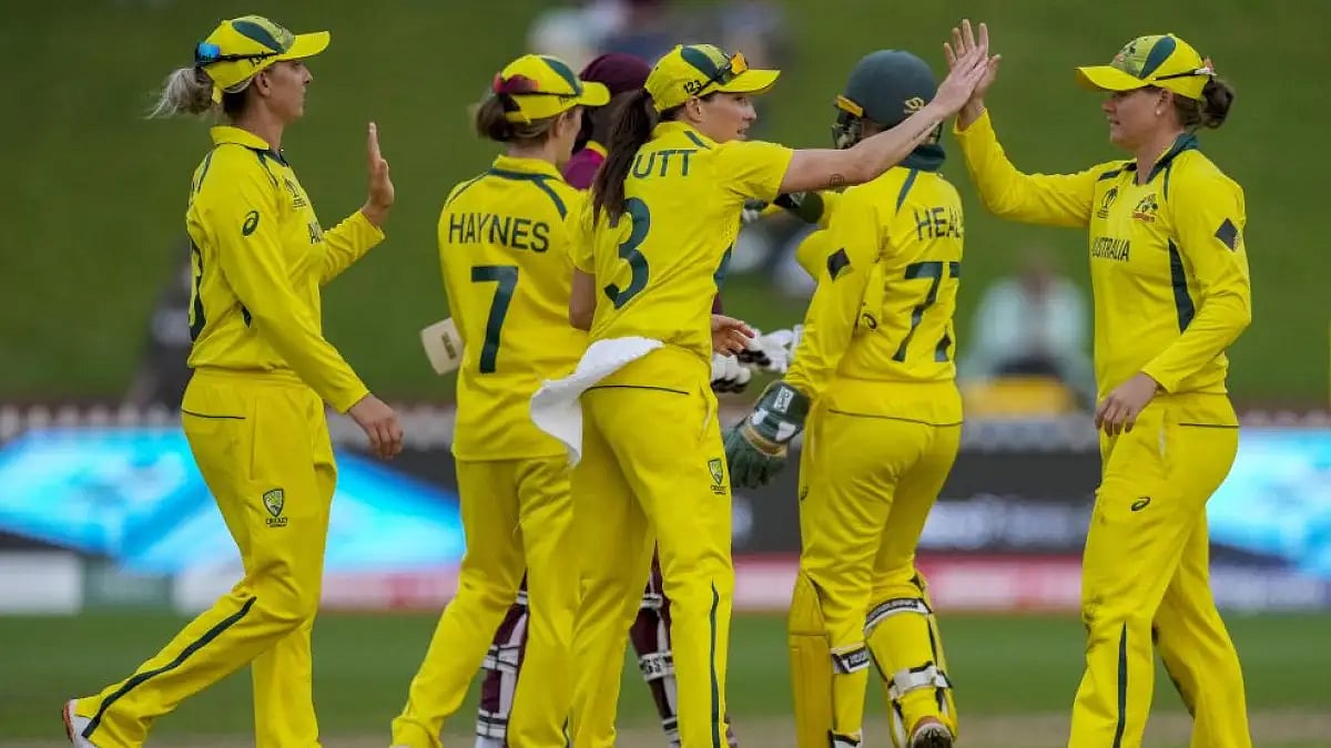 Australian players celebrate their win over West Indies in semifinal of Women's World Cup 2022.