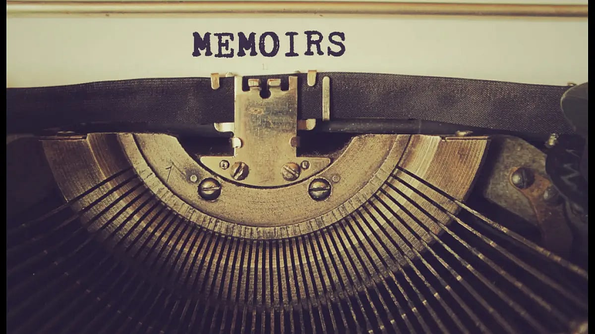 The shape of memory: What writing memoirs can teach us about dying.