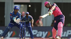 Rajasthan Royals' Jos Buttler bats against Mumbai Indians. Relive MI vs RR, IPL 2022 match.