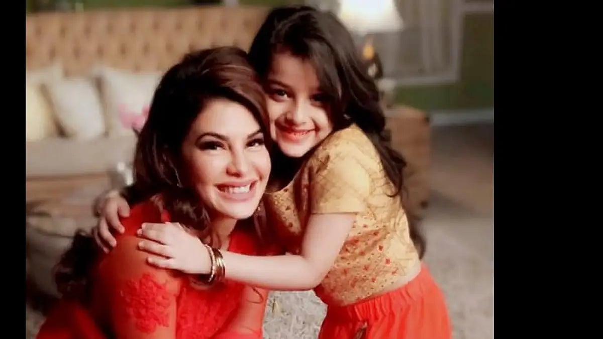 Child Artist Shivika Rishi with actress Jaqueline Fernandez