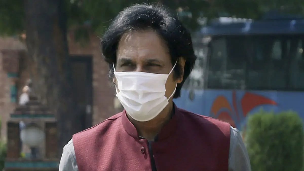 Ramiz Raja said in a recent interview that it's unfair to keep fans away from IND vs PAK matches.