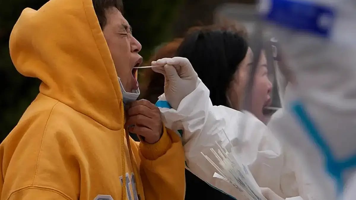 Covid Lockdowns In China Plunge Manufacturing To Six-Month Low