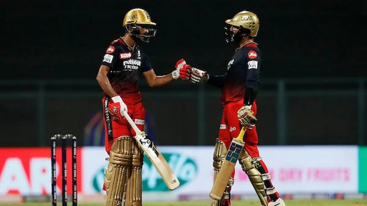 RCB would want Shahbaz Ahmed and Dinesh Karthik to continue their batting forms in match vs MI.