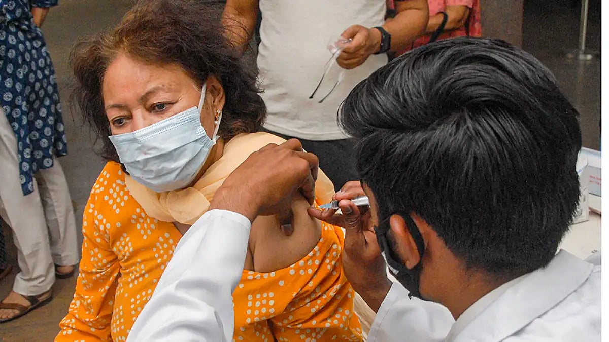 Delhi Government Hospitals To Soon Have Free COVID Vaccines' Precaution Dose