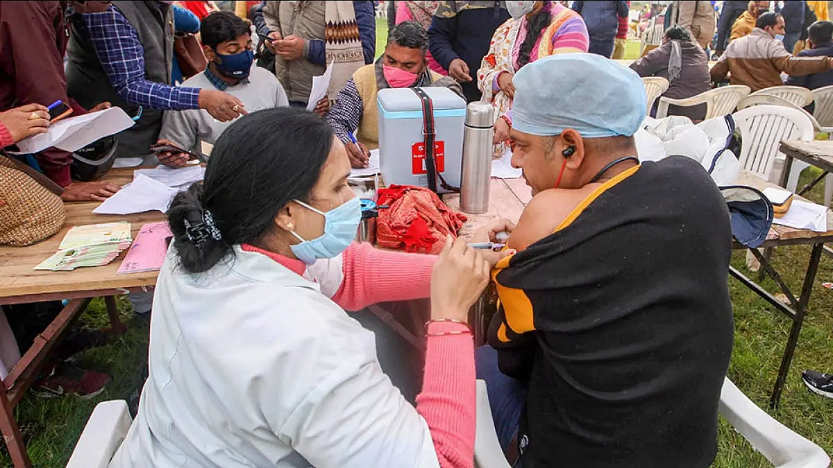 From Malls To Metros, Delhi government Running Vaccination Camps In High-Footfall Areas To Widen Coverage