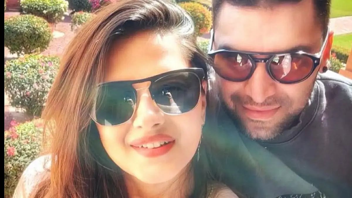 Nikitin Dheer And Kratika Sengar