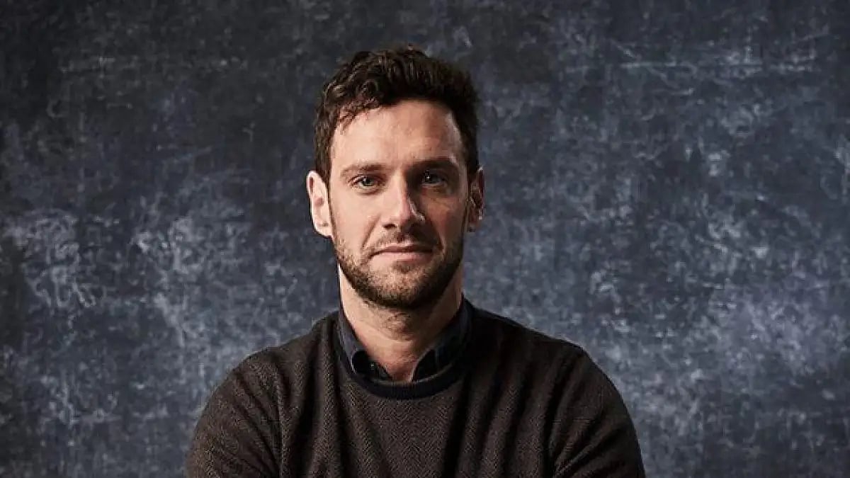 Actor Justin Bartha 