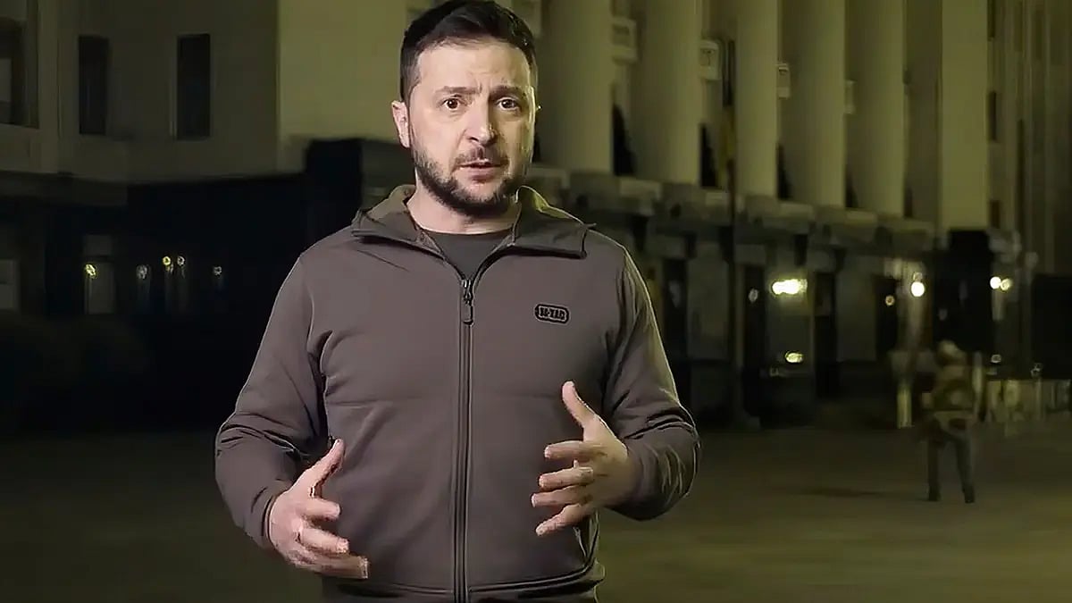 Volodymyr  Zelenskyy: Russian Oil Ban Key Step To Peace