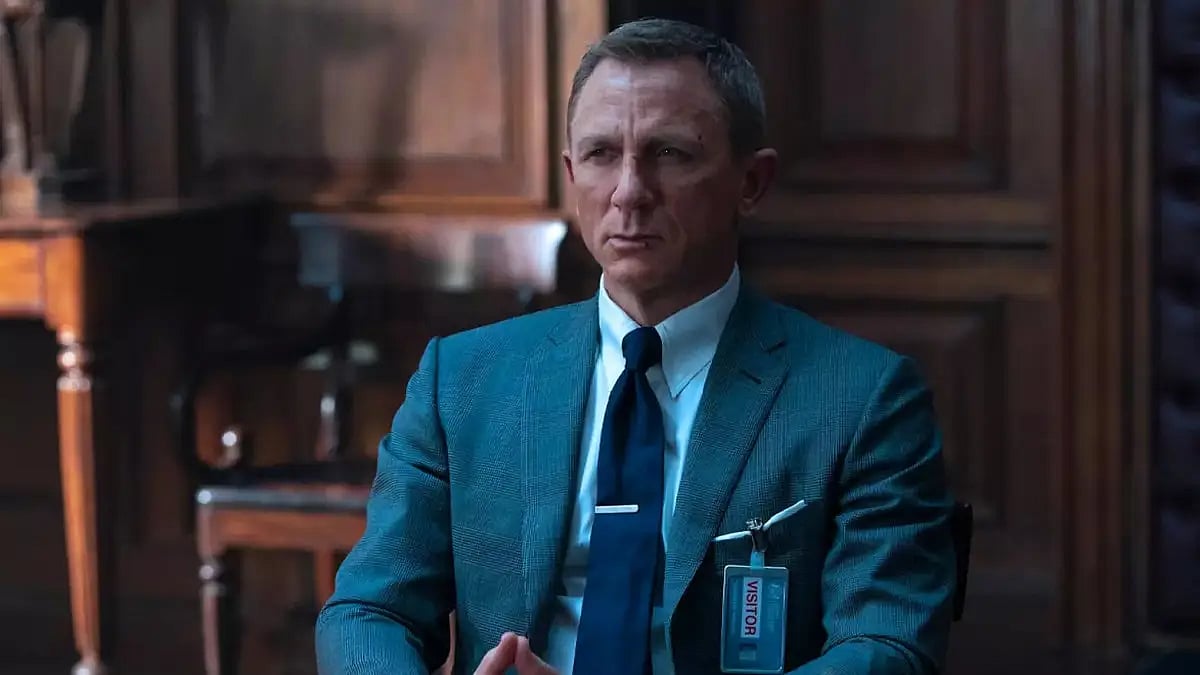 English actor Daniel Craig