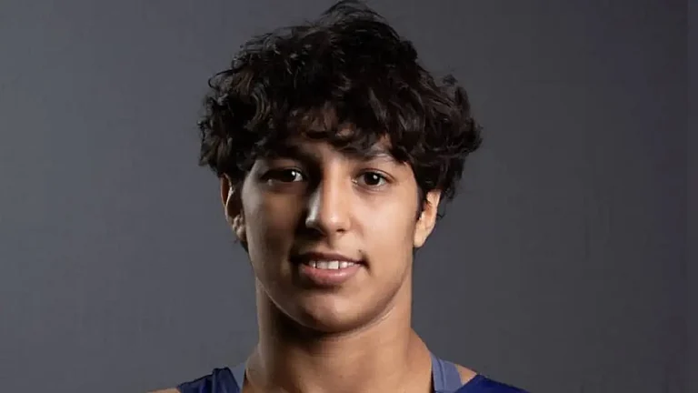 Anshu Malik became the first Indian woman wrestler to reach the World Championships final in 2021. - null