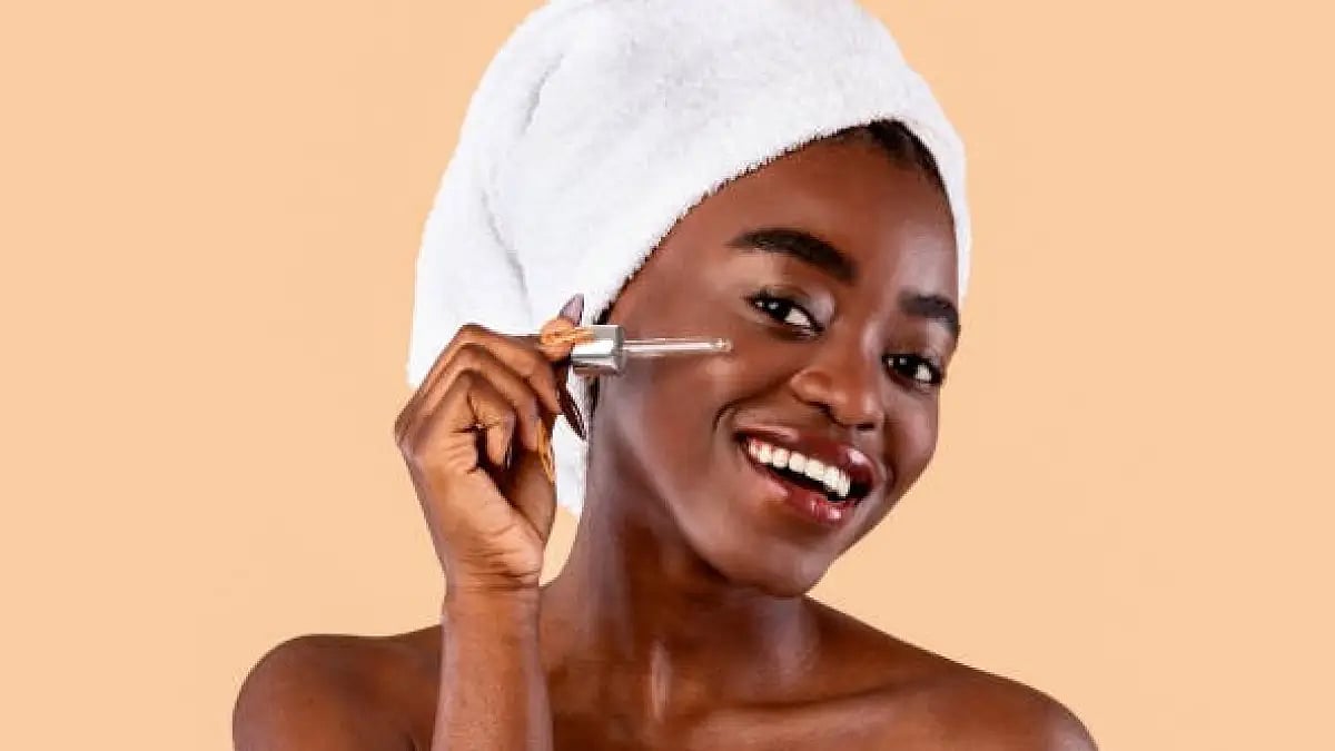 5 Best retinol serums to fight the signs of ageing 