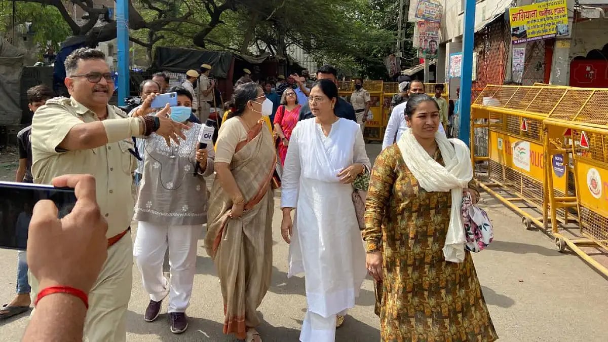 TMC leaders in Jahangirpuri 