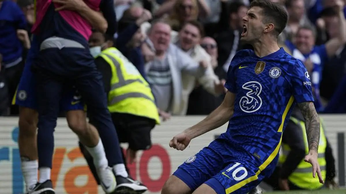 Christian Pulisic celebrates the only goal of the game between Chelsea and West Ham on Sunday.