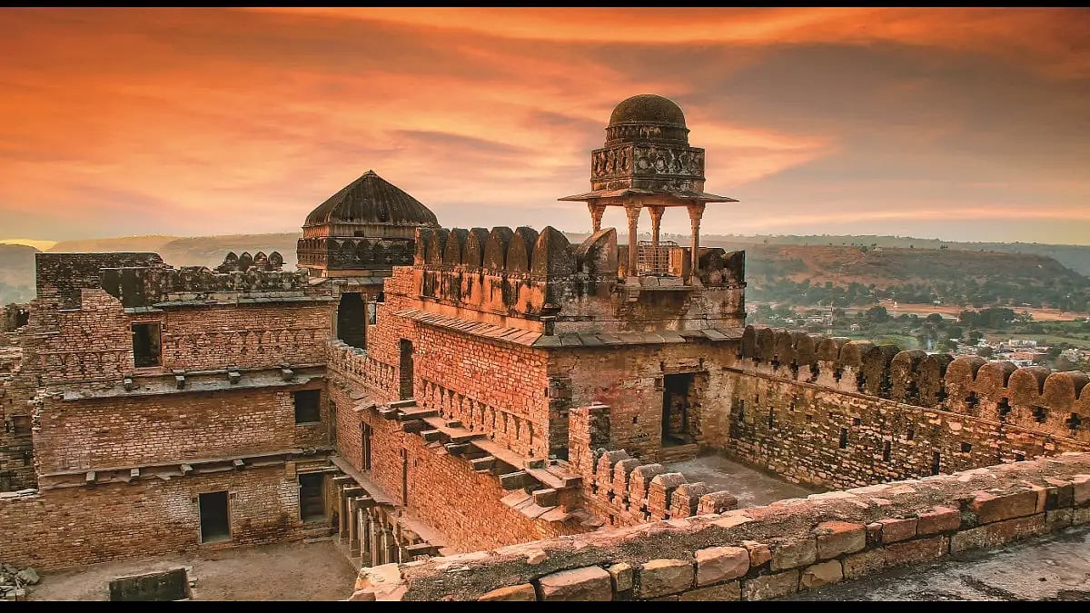 The Chanderi Fort complex