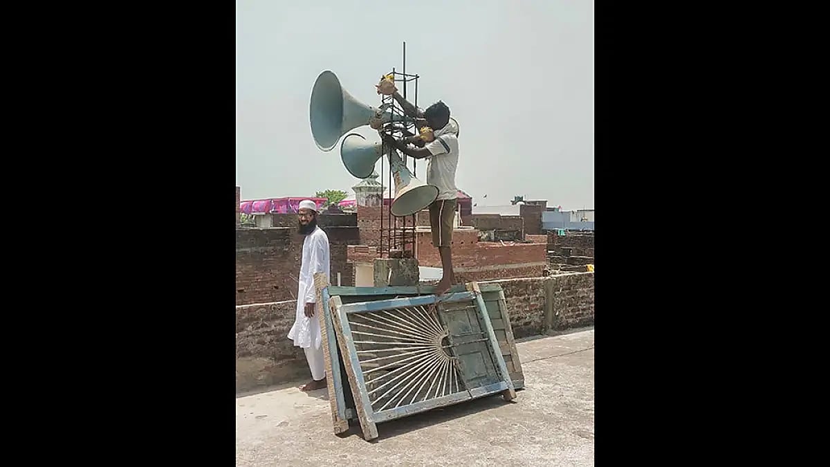 UP: Drive Underway To Remove Unauthorised Loudspeakers From Religious Places, Limit Volume Of Others