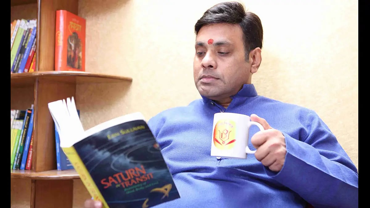 Vinay Bajrangi, Astrologer