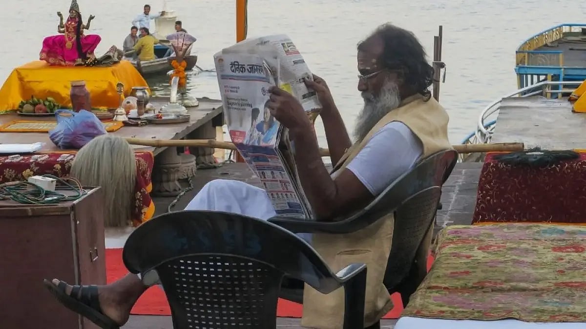 The paradox of Bhojpuri: Vulgarity as an alternative tongue.