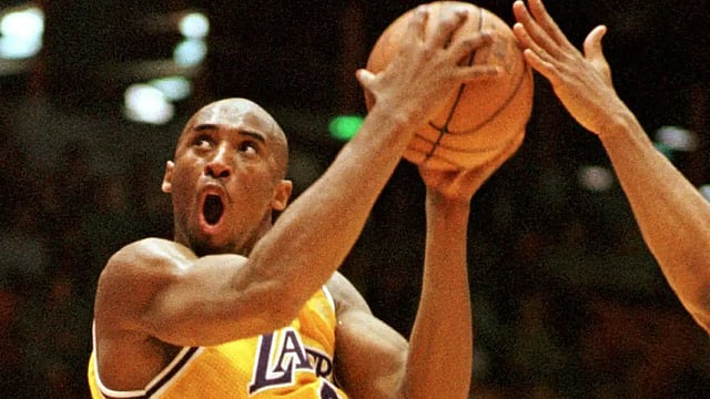 Kobe Bryant Jersey Likely To Fetch USD 3-5 Million In Online Auction
