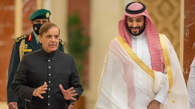 Representational Image: Pakistan PM Shehbaz Sharif and Saudi Arabias Crown Prince Mohammed bin Salman - null