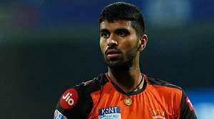 Washington Sundar was be taken off the field vs CSK and scored just 2 runs in their IPL 2022 game.