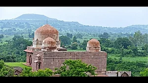Dai Ka Mahal in Mandu