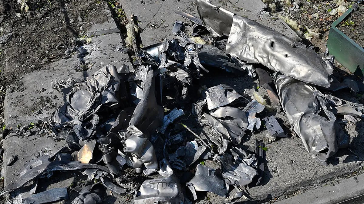 'Everything shook': Last Civilians Leave Ukraine Steel Mill