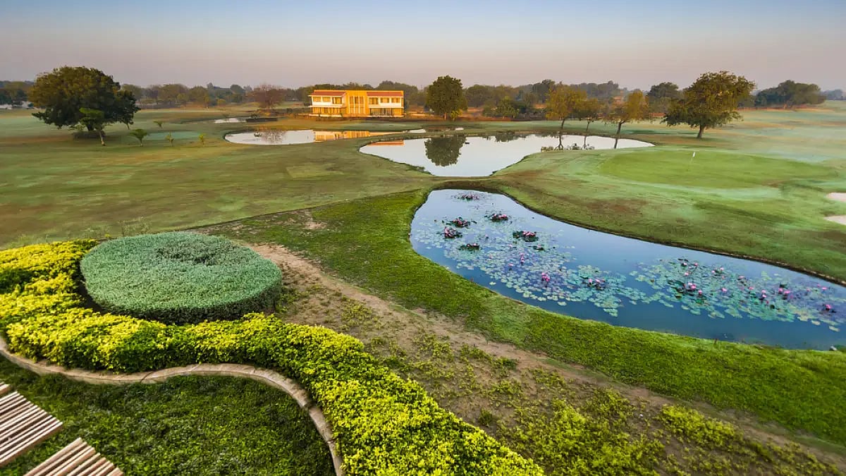 Representative Image: A Golf Club early in the morning 