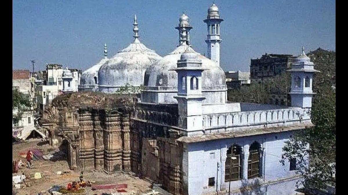Gyanvapi Mosque Videography Survey Concludes Amid Tight Security; Court Orders Sealing Of Pond Where Shivling Was Found