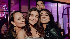 Actress Alia Bhatt clicks a selfie with mother Soni Razdan (Left) and mother-in-law Neetu Kapoor.