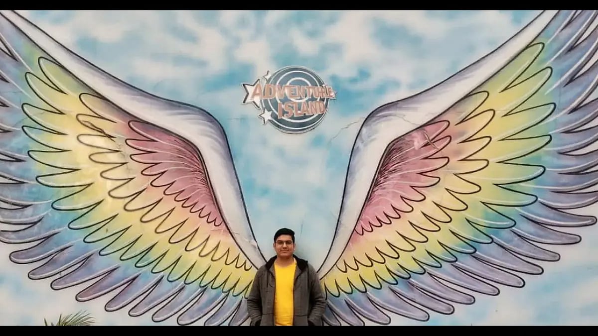 Hardik Ahuja, Founder, Crave Medias