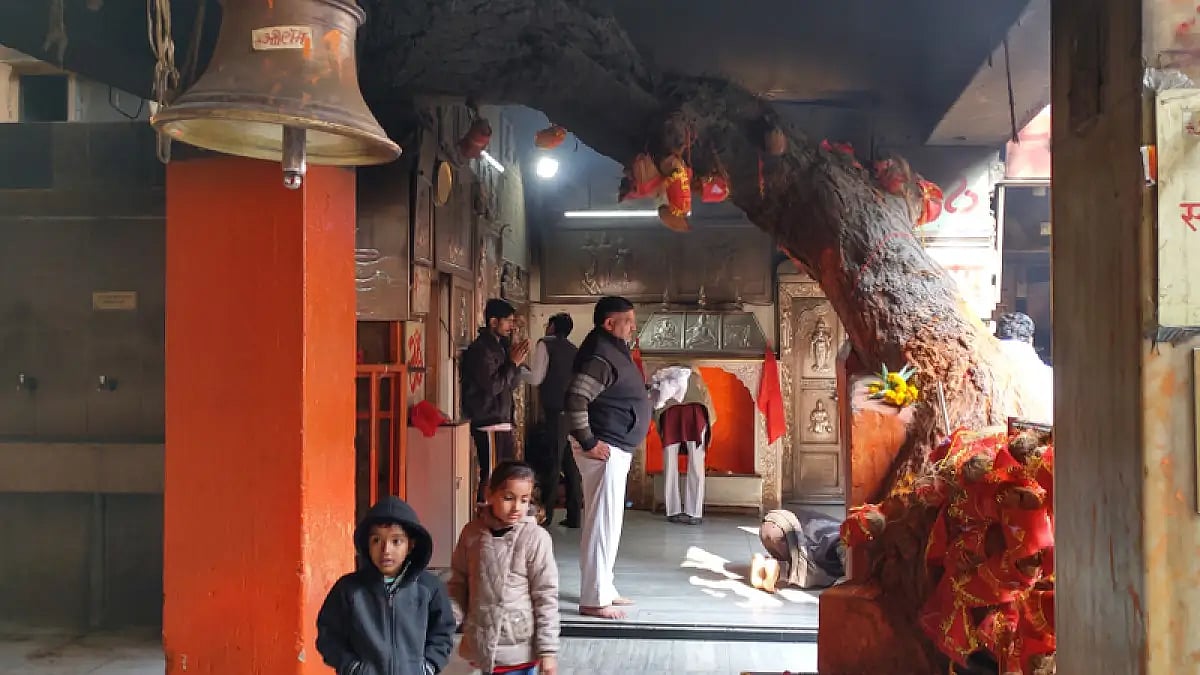 Claiming 'Nightmares', Thieves Return 14 Stolen Idols From Balaji Temple In UP's Chitrakoot