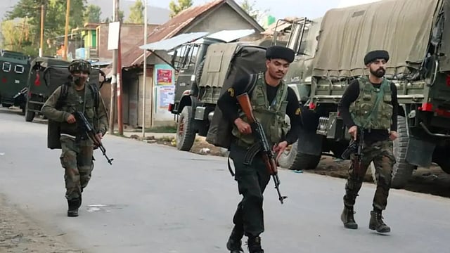 Militants Kill Kashmiri Pandit Employee Inside Tehsil Office In J&K's Budgam