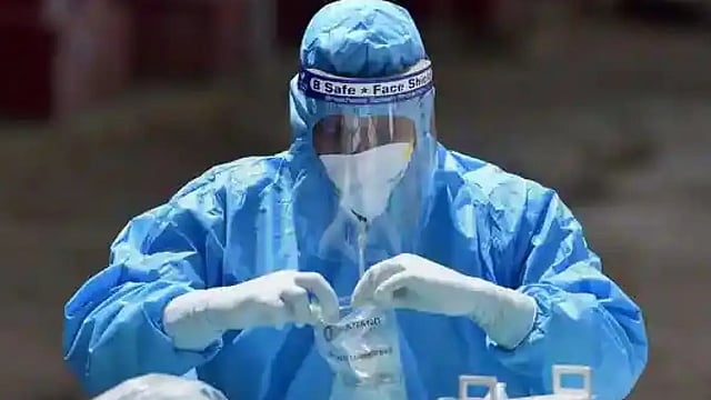  Covid-19: Delhi Logs 673 Fresh Cases, 4 More Deaths, Highest In Over Two Months