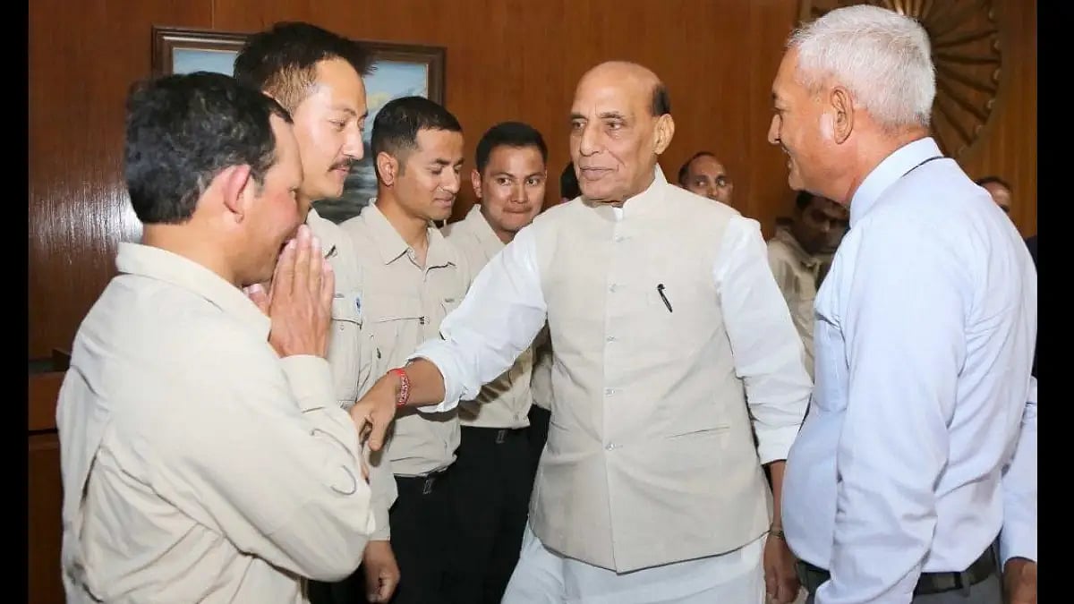 Defence Minister Appreciates The Bravehearts Of TMR Serving Indian Army’s Heroes