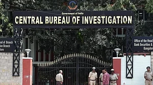 CBI Busts Racket Falsely Promising Governorship, Rajya Sabha Seats For Rs 100 Crore