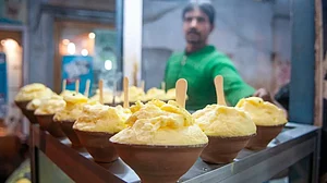 A street food shop in Varanasi serves up the legendary malaiyo