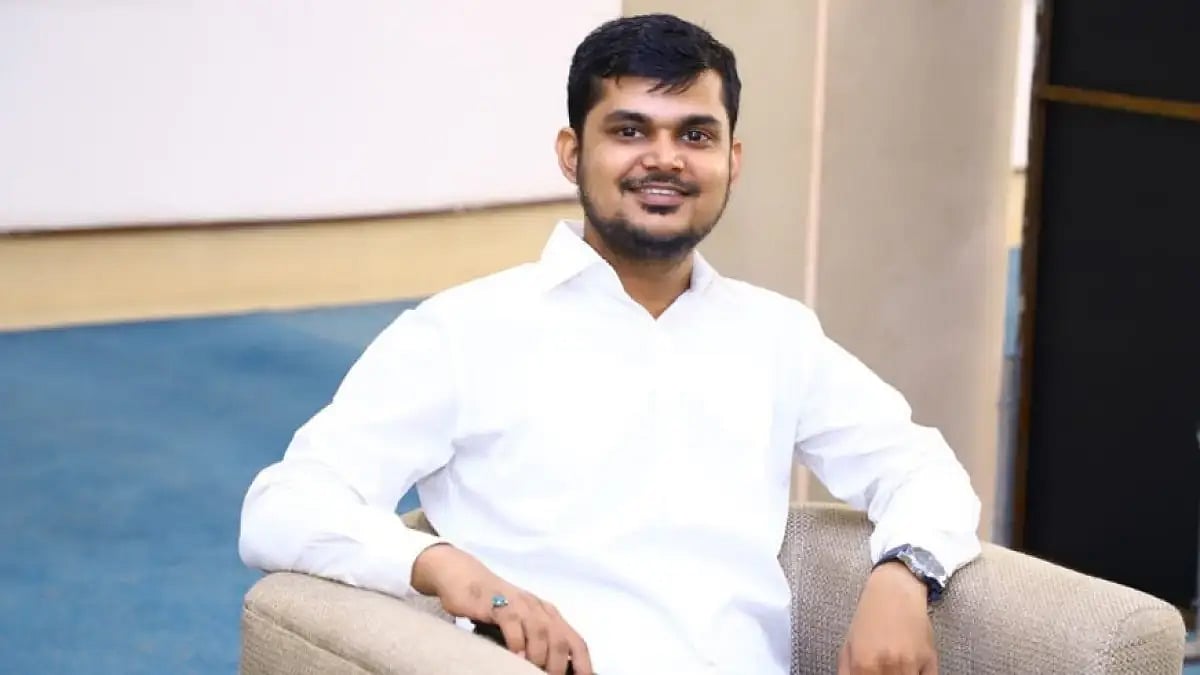 Narayan Dutt Pandey, Poet