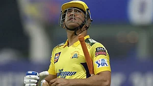 MS Dhoni is forced to lead Chennai Super Kings again, after their failed attempt with Ravindra Jadeja as captain.
