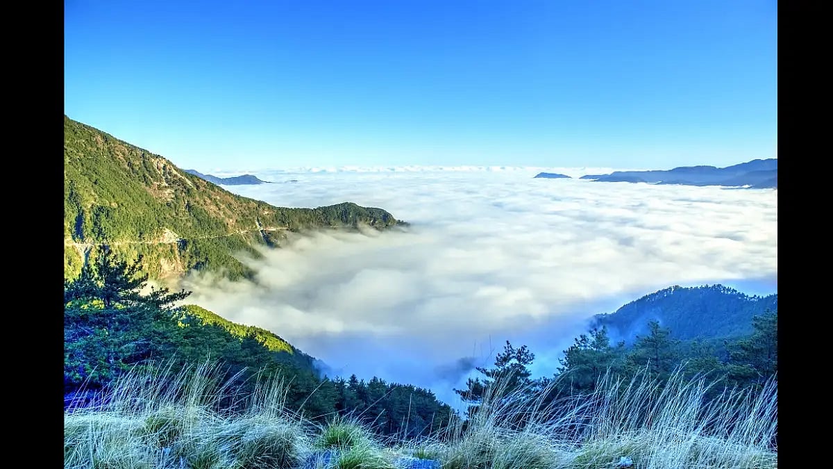 A spectacular view from Taiwan's Southern Cross-Island Highway