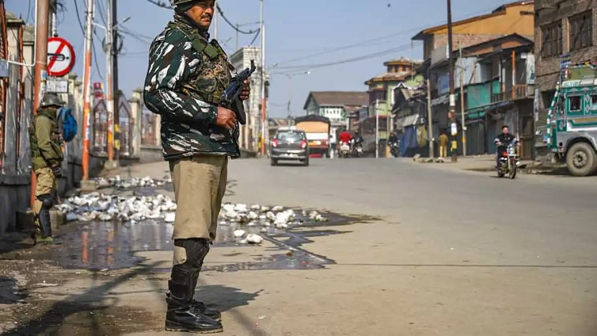 Parts of Srinagar witness shutdown on Saturday.(File photo-Representational image)