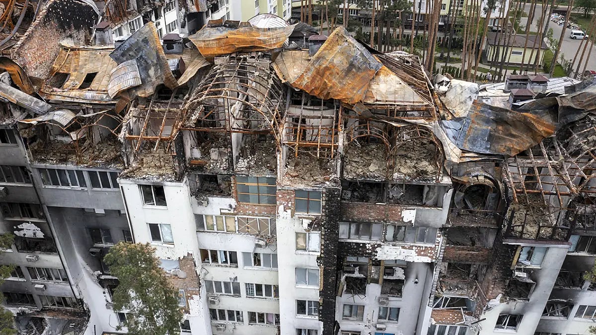 Ukraine Crisis: Russian Offensive Turns To Key Donbas City, Heavy Shelling