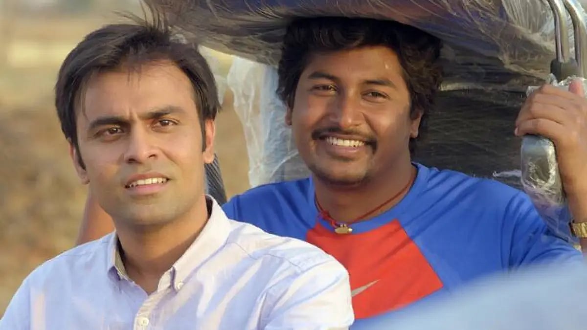 Jitendra Kumar And Chandan Roy In A Still From 'Panchayat'