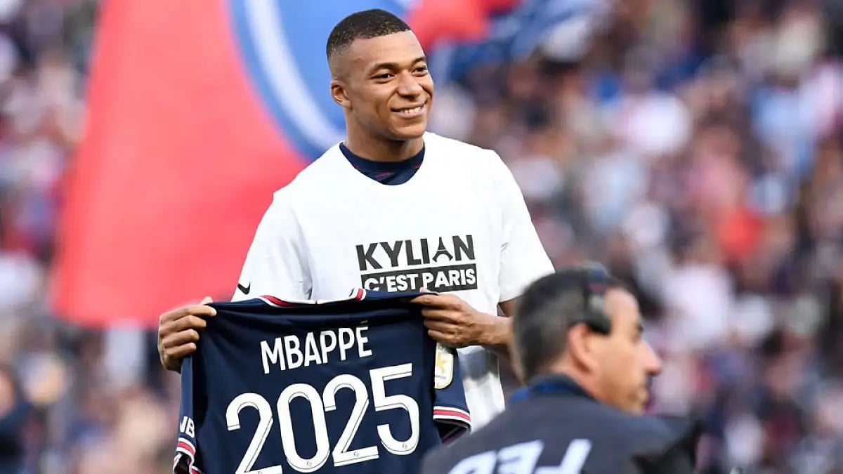 Kylian Mbappe posted on Twitter Sunday that he is convinced he can "continue to grow at PSG."