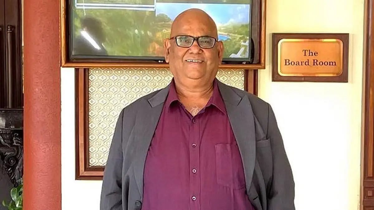 Filmmaker Satish Kaushik Shares His Bad Experience With Go First Airline