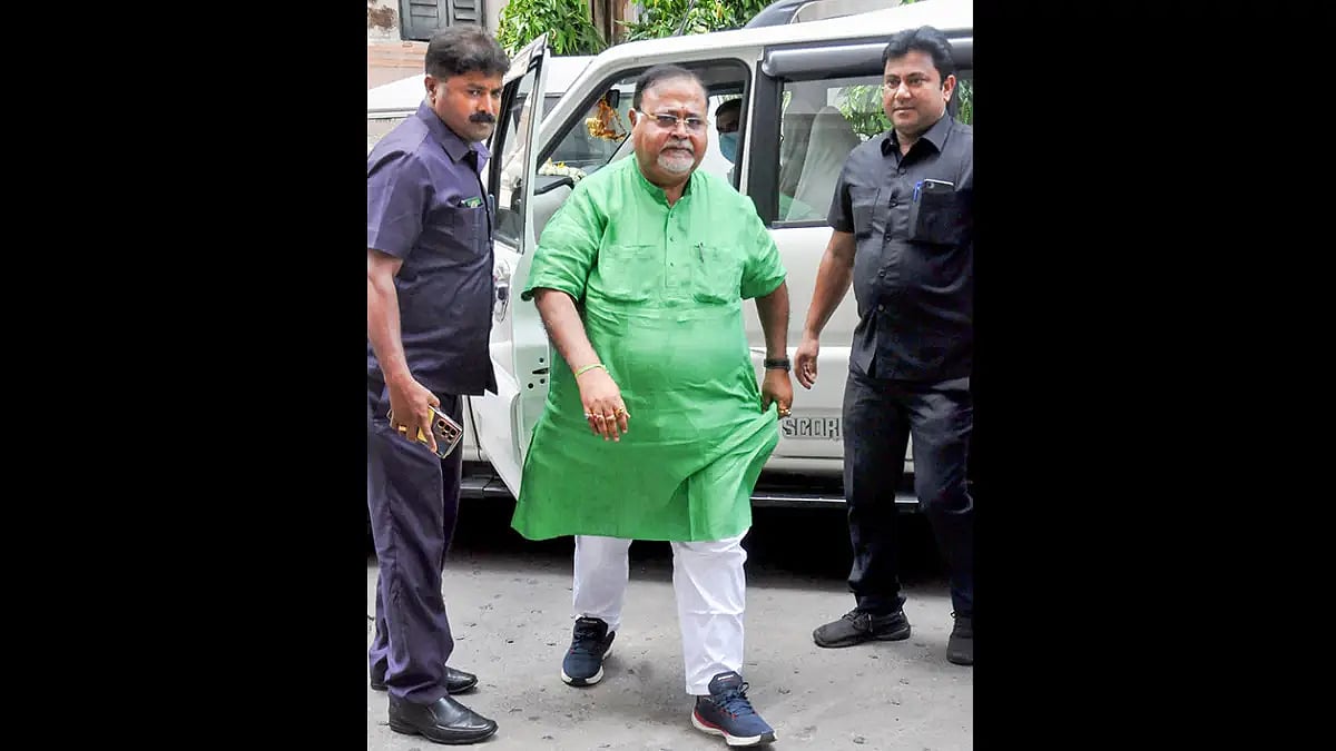 Partha Chatterjee Appears Before CBI